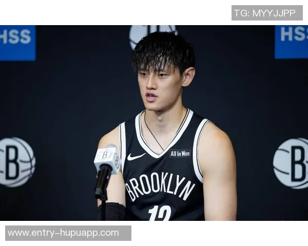 卡梅隆托马斯赞曾凡博篮球智慧与文化交流的双重贡献